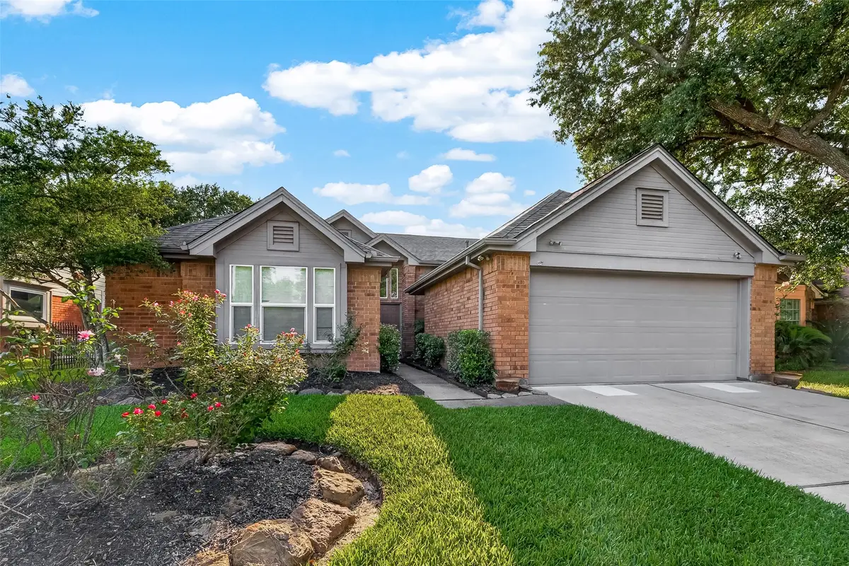 818 Maple Branch Lane, Pearland, TX 77584 - #1