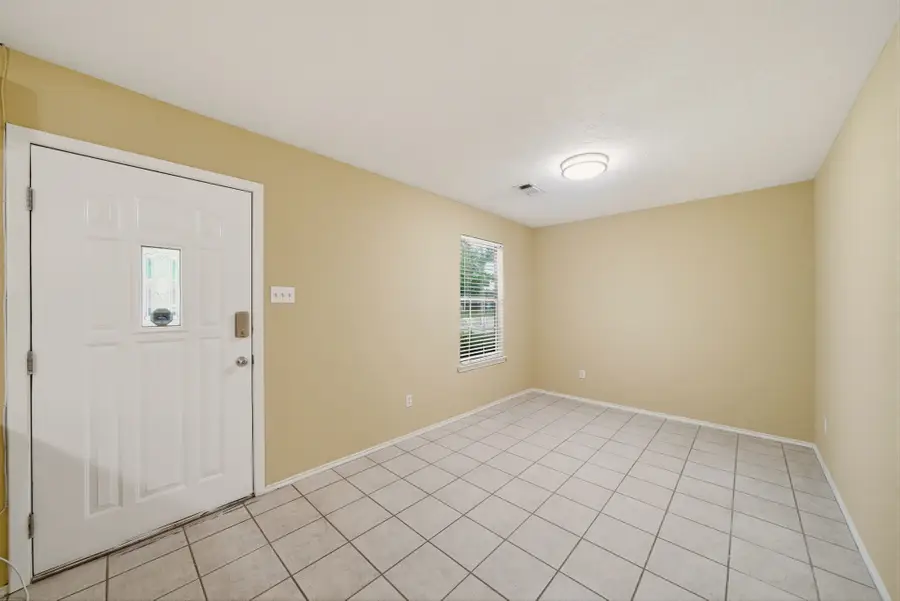 305 Peach Street, Tomball, TX 77375 - #2