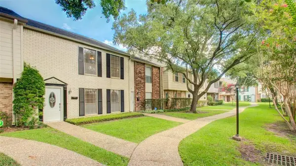 10332 Longmont Drive #47/3, Houston, TX 77042