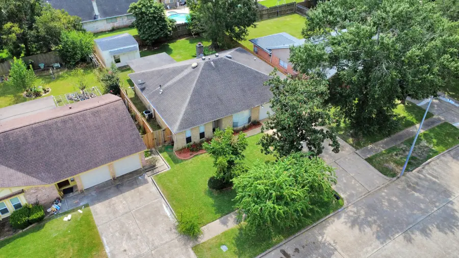 11523 Plumbrook Drive, Houston, TX 77099 - Image #3