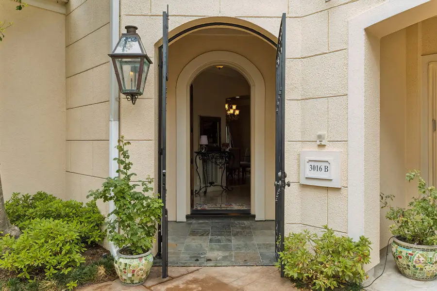 3016 Mid Lane #B, Houston, TX 77027 - #2