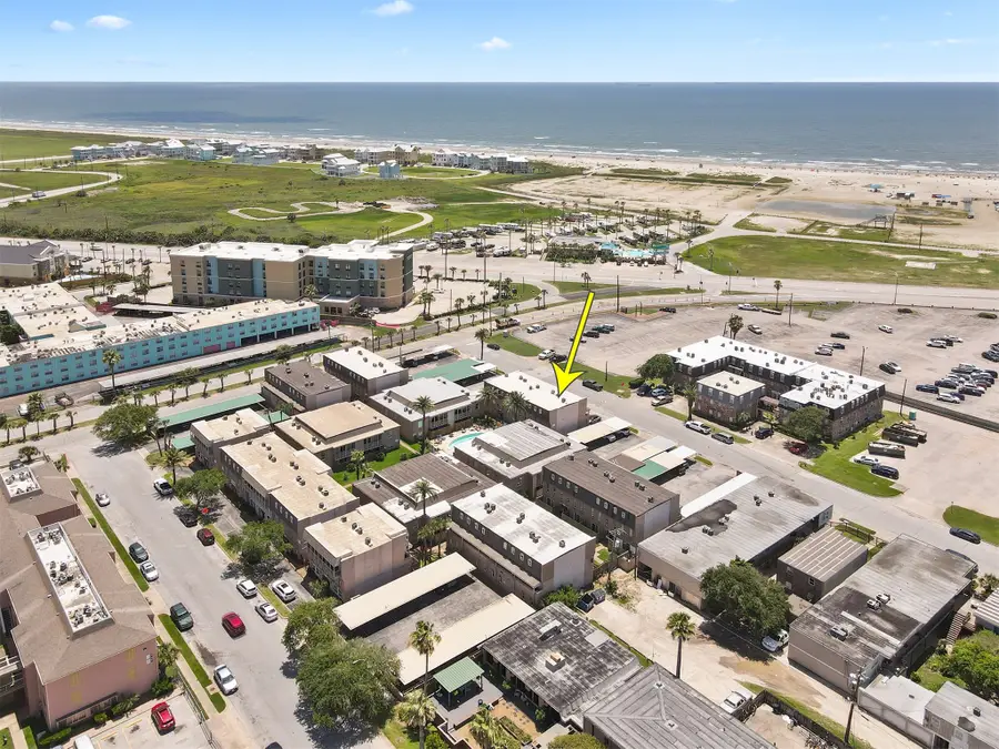 215 Post Office Street #1208, Galveston, TX 77550 - Image #2