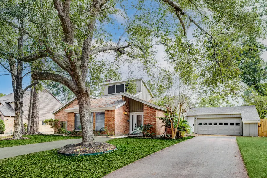 3406 Forest Village Drive, Houston, TX 77339 - Image #3