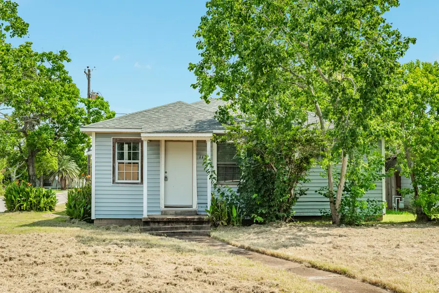1130 W 8th Street, Freeport, TX 77541 - #2
