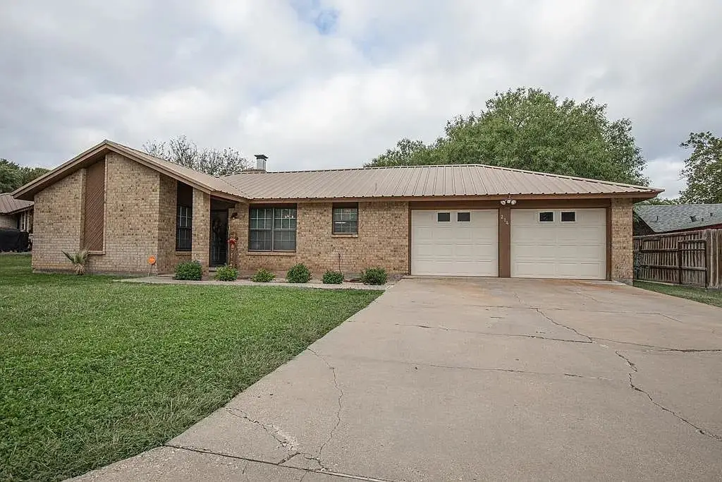 214 Sawyer Drive, Sonora, TX 76950 - Image #1