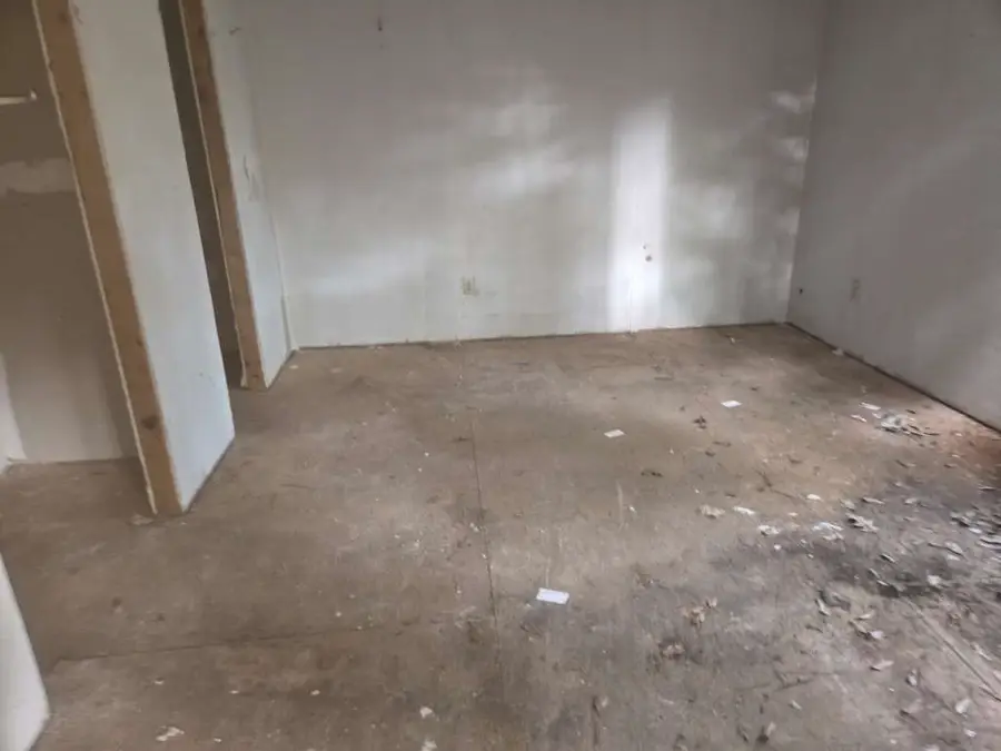 956 Road 3802, Cleveland, TX 77328 - Image #3