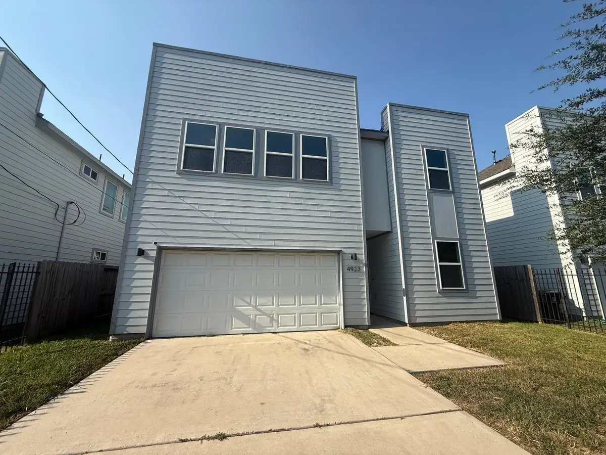 4923 Higgins St Street, Houston, TX 77033 - #1