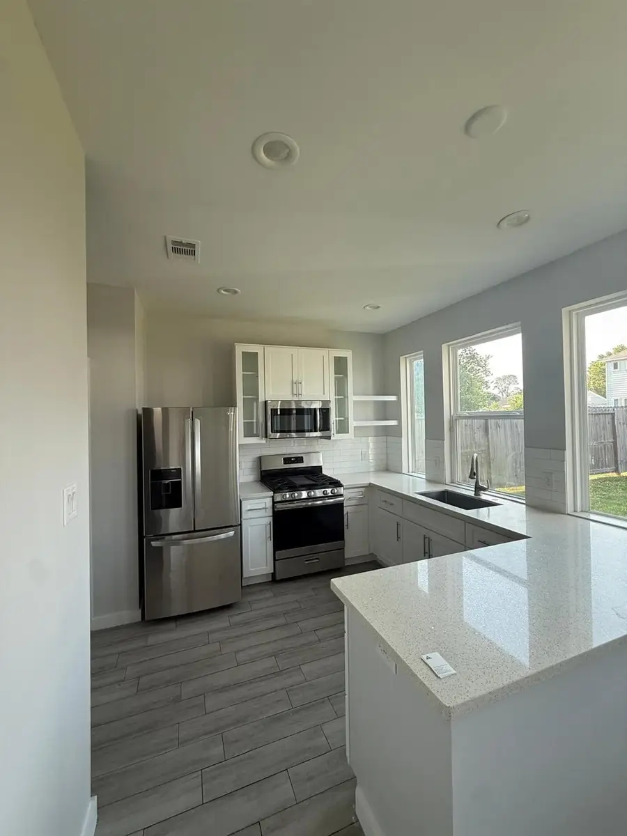 4923 Higgins St Street, Houston, TX 77033 - #2