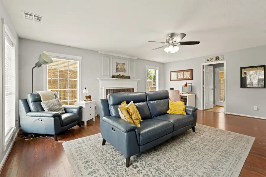 10503 Minturn Lane, Houston, TX 77064 - Image #2