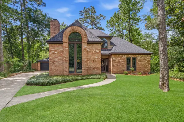 16 Gilcrest Forest Court, The Woodlands, TX 77381