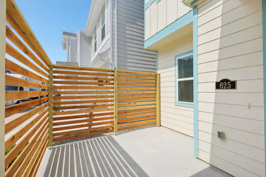 625 Topwater Trail, Kemah, TX 77565 - Image #2