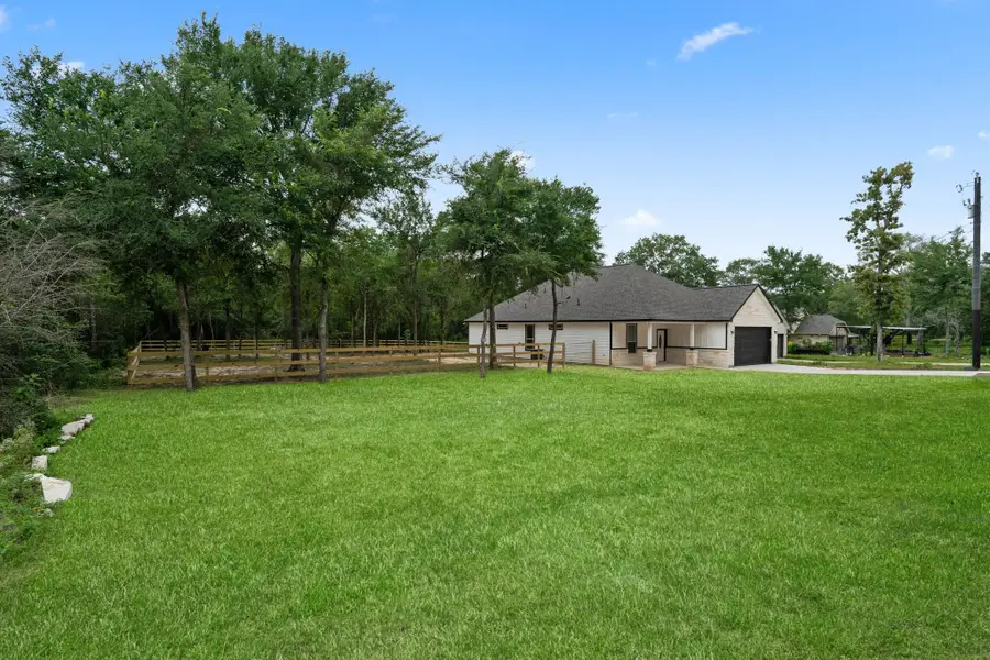 24696 Wicklow Road, Hempstead, TX 77445 - Image #3