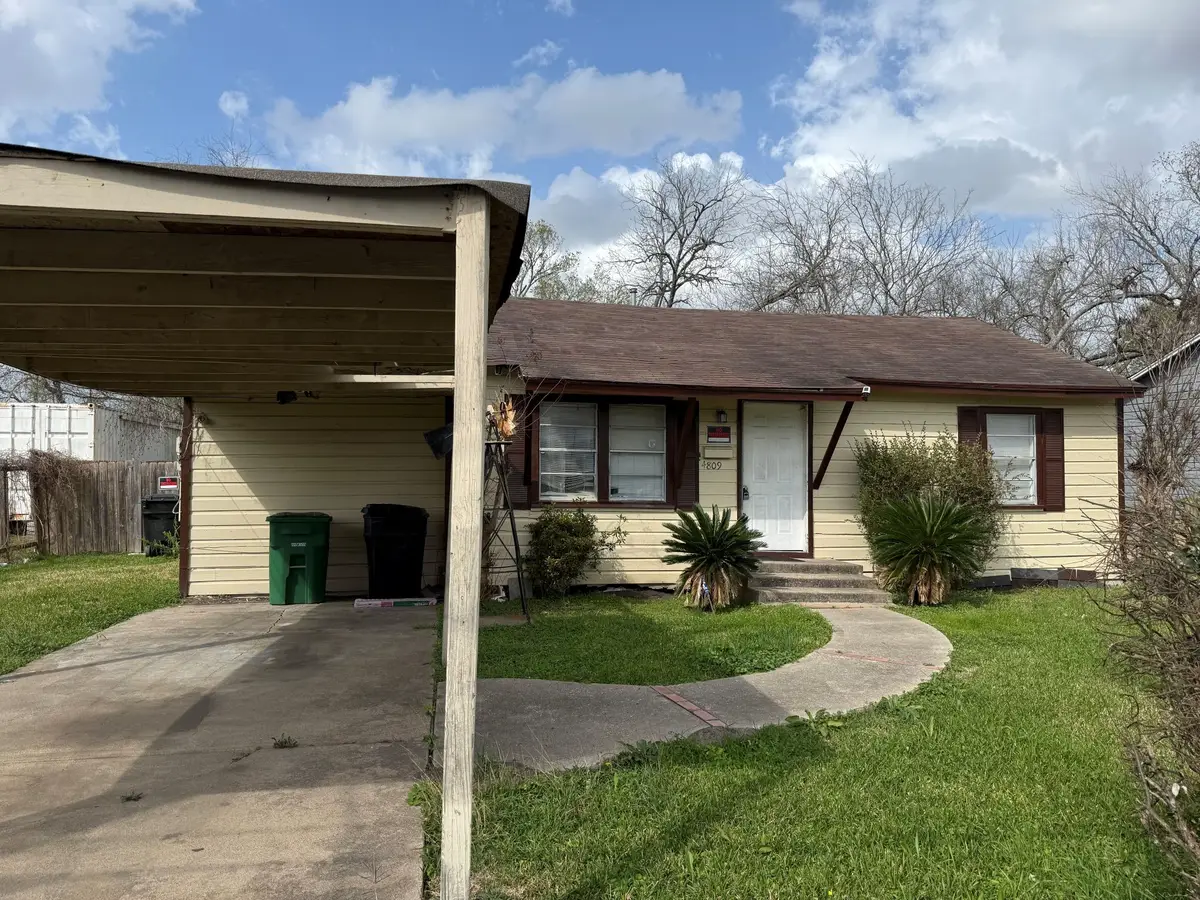 4809 Wenda Street, Houston, TX 77033 - #1