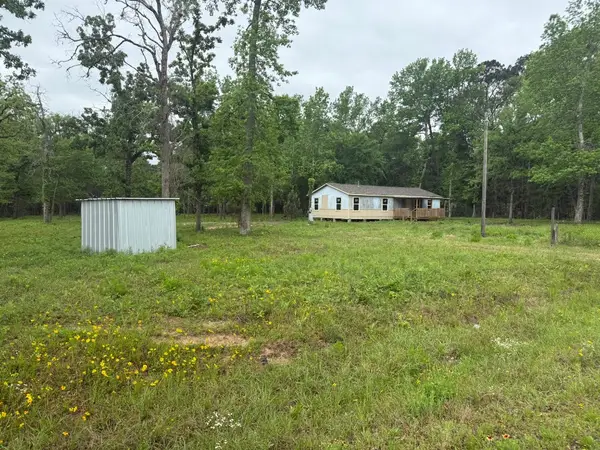 78 Hall Drive N, Montgomery, TX 77316