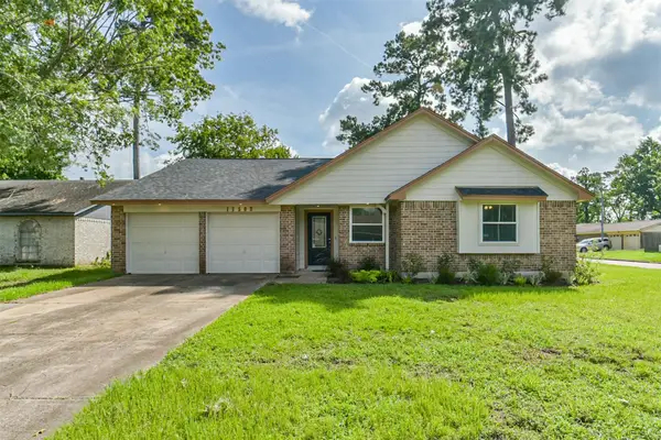17502 Huntersglen Circle, Humble, TX 77396