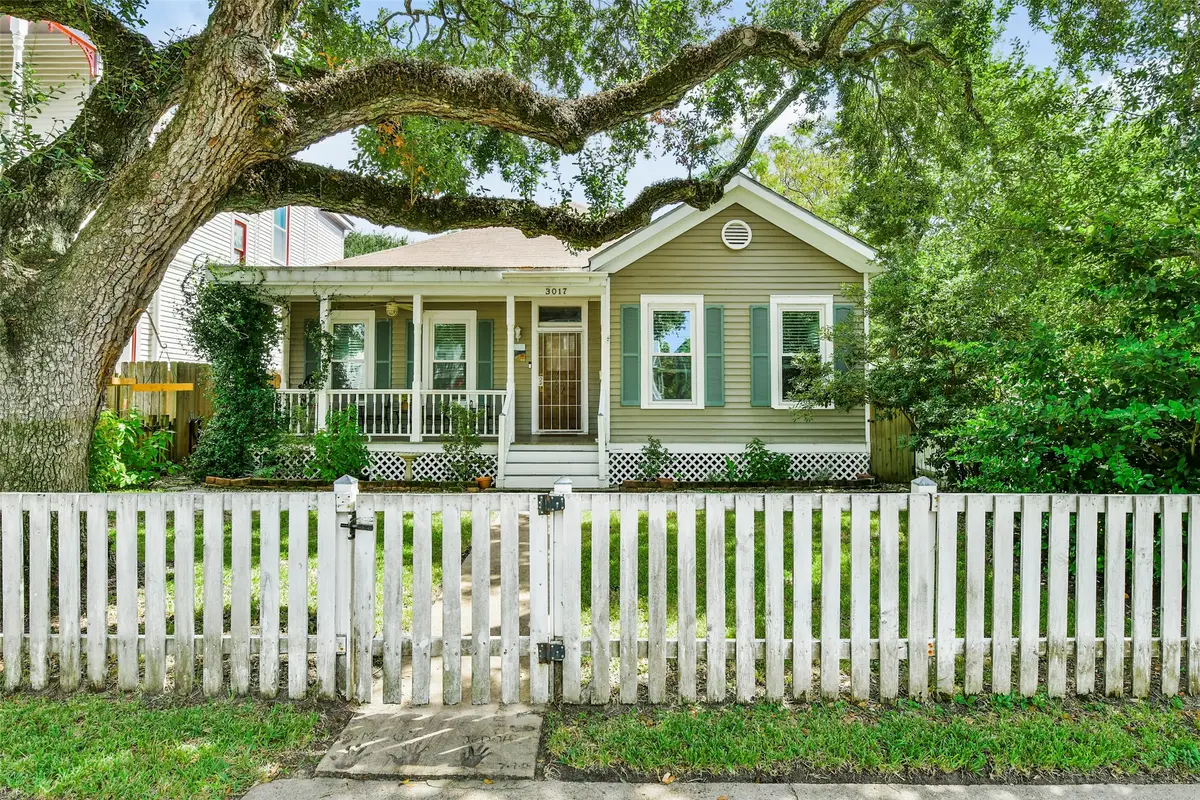 3017 Bernardo De Galvez Avenue, Galveston, TX 77550 - #1