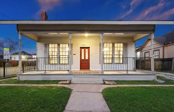 2901 Preston Street, Houston, TX 77003