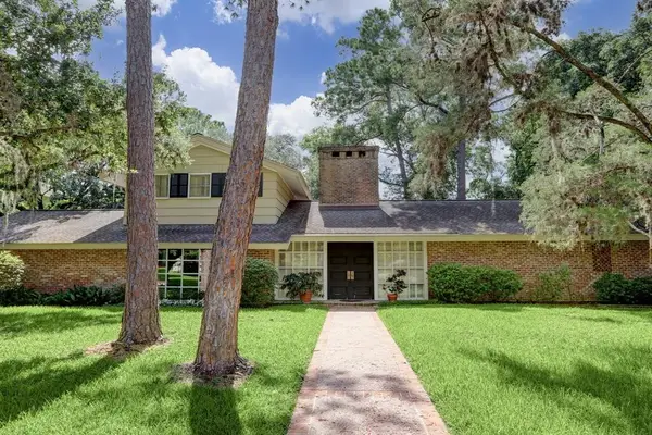1010 River Bend Drive, Houston, TX 77063