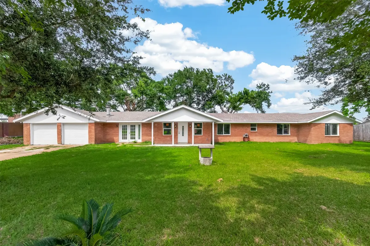 18219 Kings Lynn Street, Webster, TX 77058 - #1