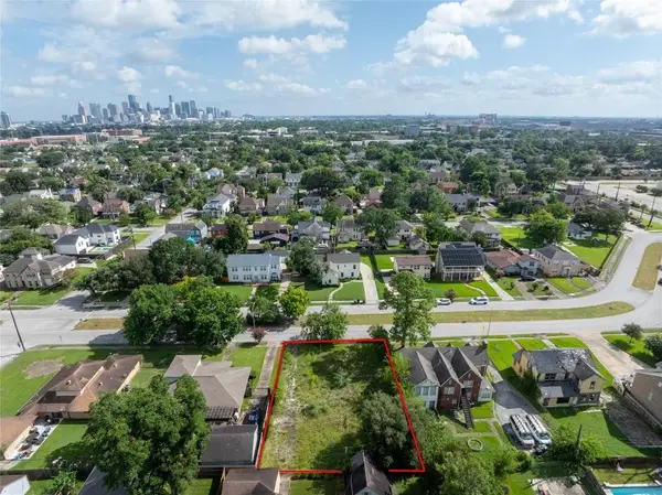 3418 Southmore Boulevard, Houston, TX 77004