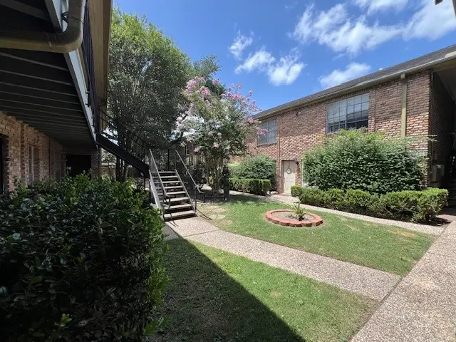 6401 Skyline Drive #5, Houston, TX 77057 - Image #3