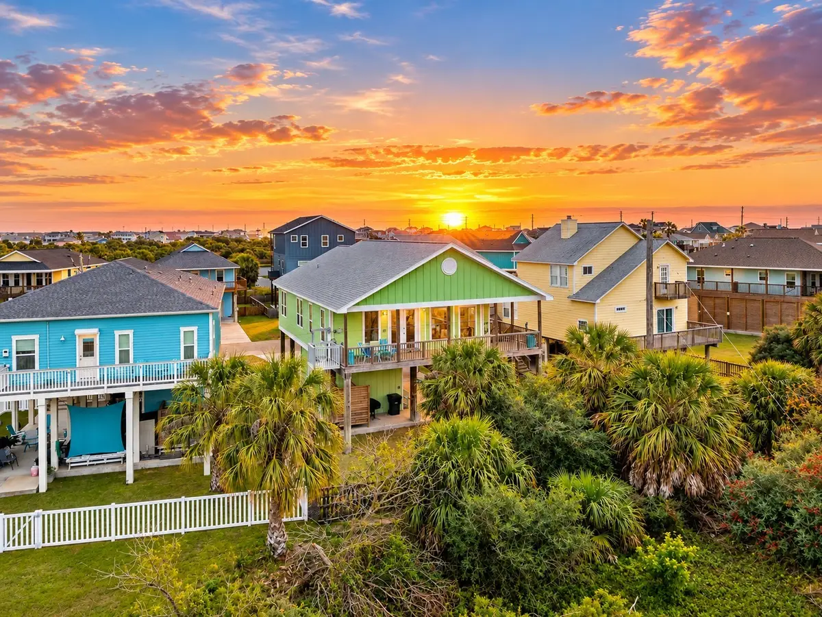 4111 Isla Del Sol, Galveston, TX 77554 - #1