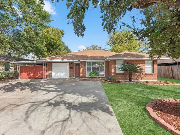 7938 Hammerly Boulevard, Houston, TX 77055