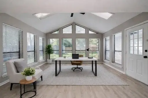 4735 Theall Road, Houston, TX 77066 - Image #3