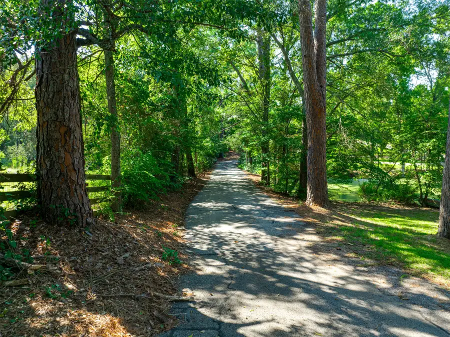 2900 S Robertson Avenue, Tyler, TX 75701 - Image #2