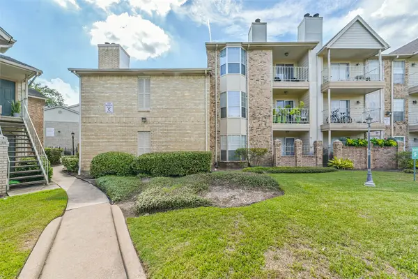 12550 Whittington Drive #303, Houston, TX 77077