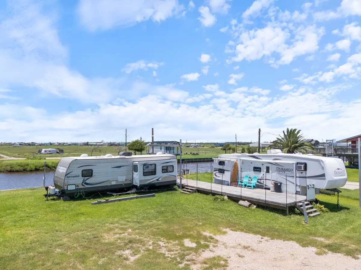 1867 Hall Avenue, Sargent, TX 77414 - #1