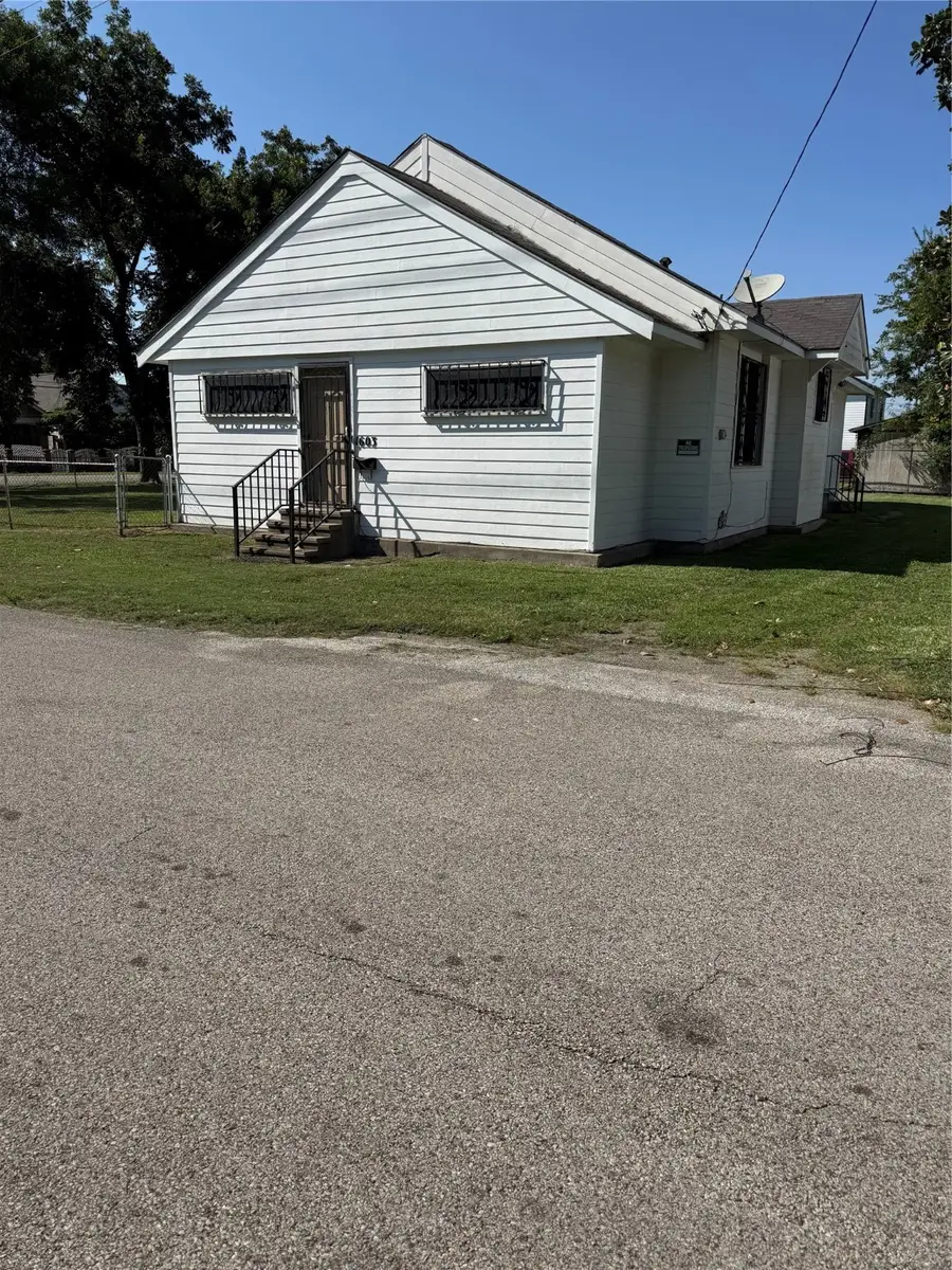 1603 Campbell Street, Houston, TX 77009 - Image #2