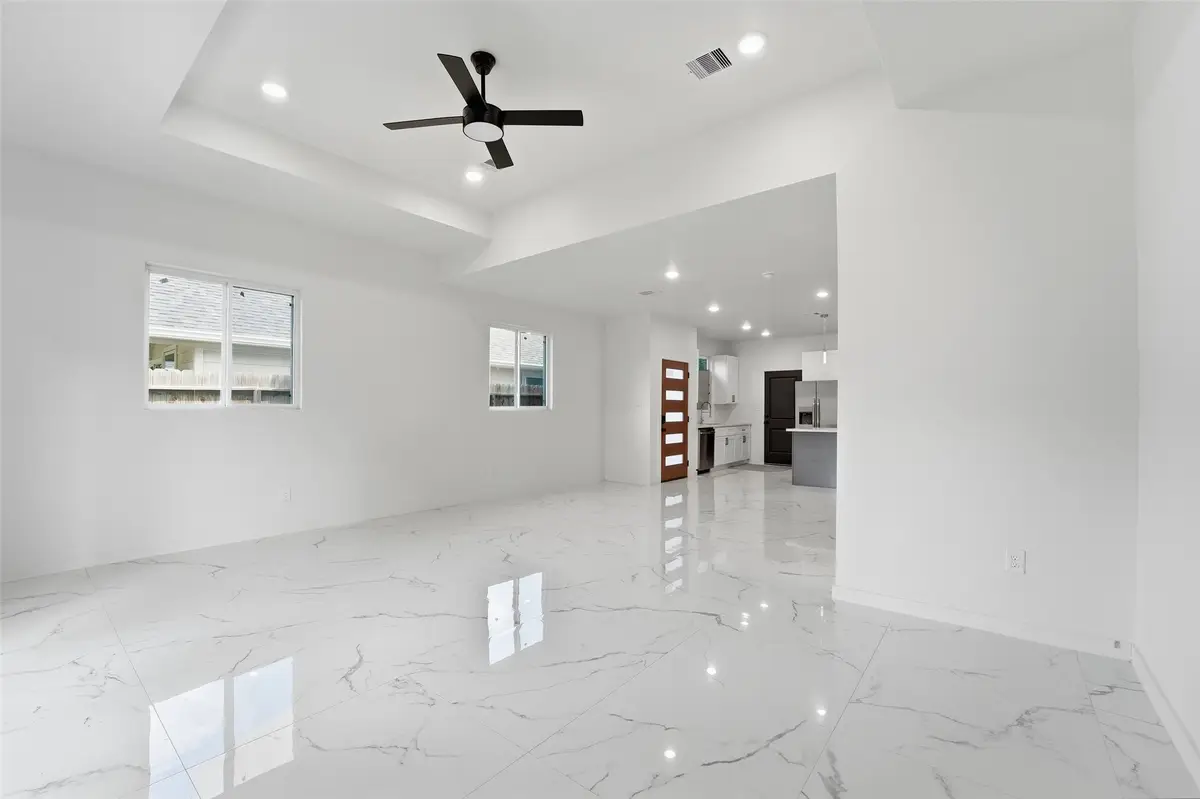 982 S Ellington Street, Houston, TX 77088 - #1