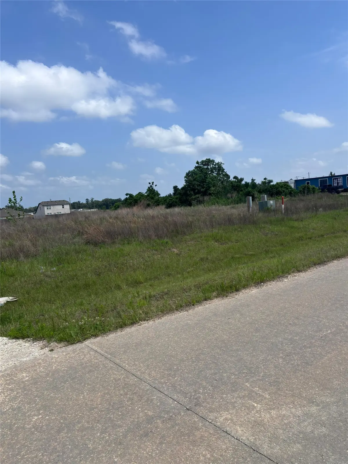 2050 Road 5702, Cleveland, TX 77327 - #1