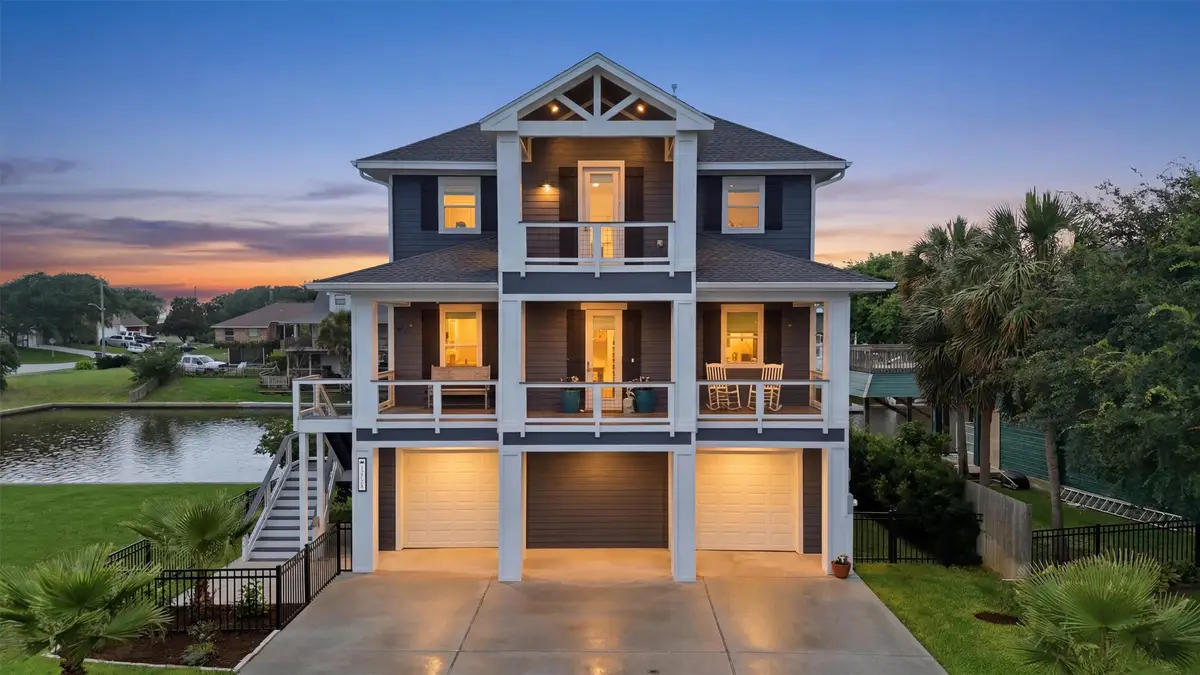 12728 E Conquistador, Galveston, TX 77554 - #1