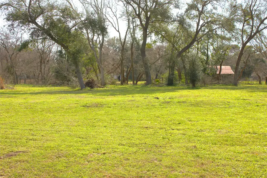 00 Amato Street, La Marque, TX 77568 - Image #3