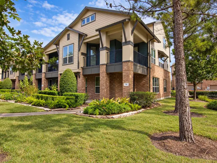 409 Via Regatta Drive, Webster, TX 77598 - #2