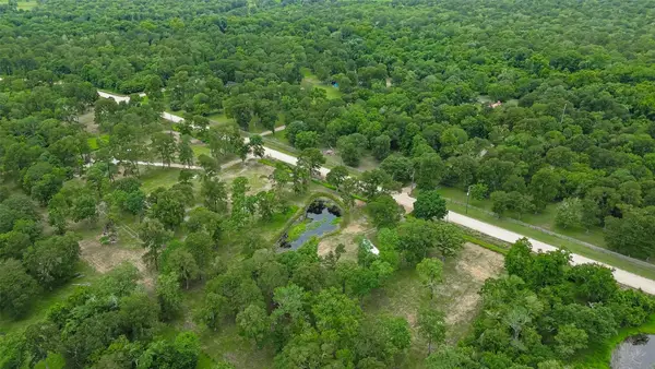 15435 Tierra Grande, Needville, TX 77461