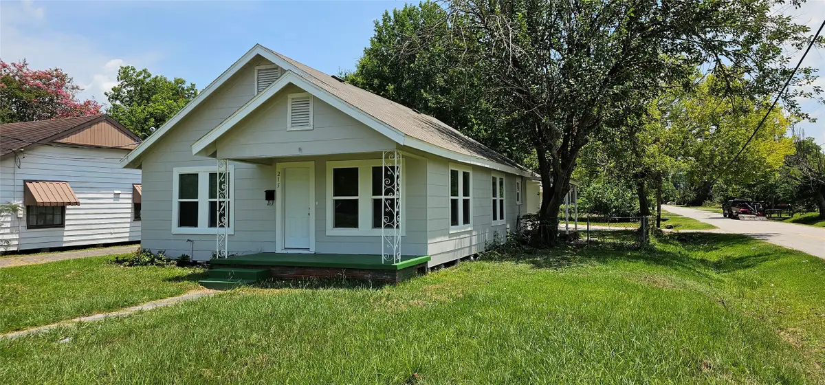 215 San Jacinto Street, Highlands, TX 77562 - Image #1