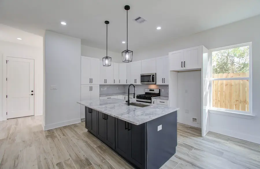 3728 Noah Street, Houston, TX 77021 - #3