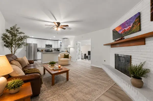 209 Summit Drive, Conroe, TX 77303