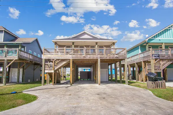 970 Surf, Crystal Beach, TX 77650