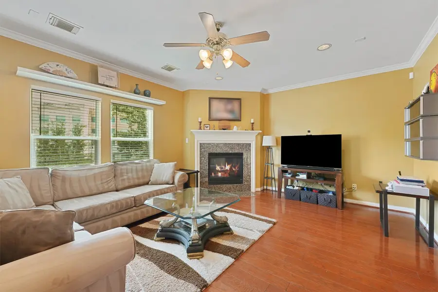 6107 S Arrowana Lane, Houston, TX 77036 - Image #2