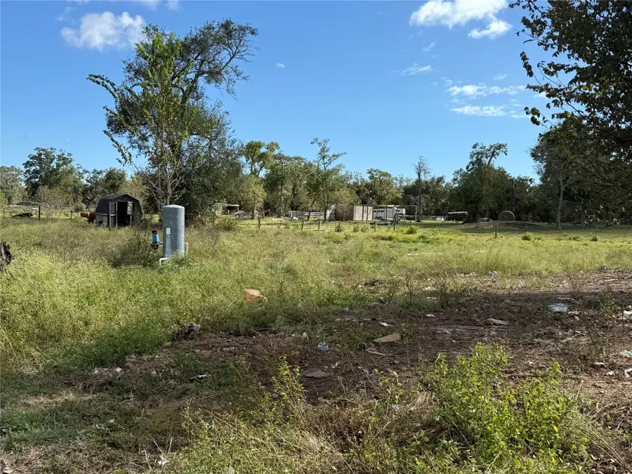 2442 Brazos River Road, Freeport, TX 77541 - Image #2