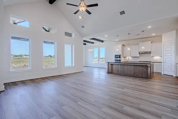 149 Peninsula Point Drive, Montgomery, TX 77356