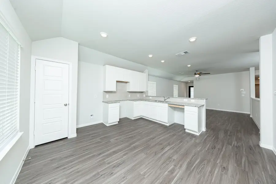 15630 Buffalo Meadow Court, Houston, TX 77090 - Image #2