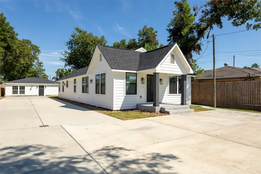 729 Caperton Street, Houston, TX 77022 - Image #3