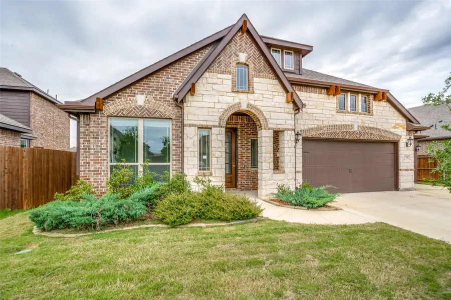 1945 Cedarwood Drive, Glenn Heights, TX 75154 - #2