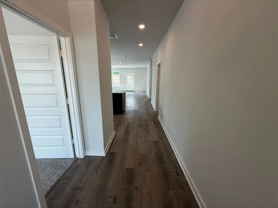 305 Rockbridge Drive, Huntsville, TX 77340 - #2