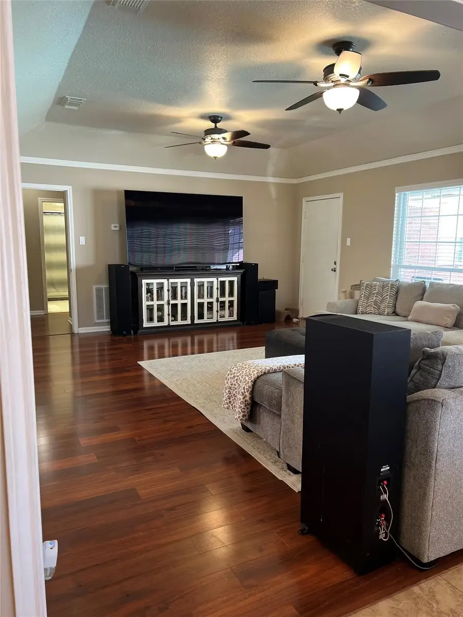 3419 Kathleen Drive, Monterey Belvieu, TX 77523 - Image #3